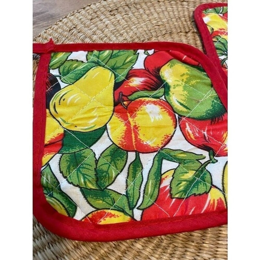 Red Fruit Kitchen Oven Cloths - Picture 2 of 7